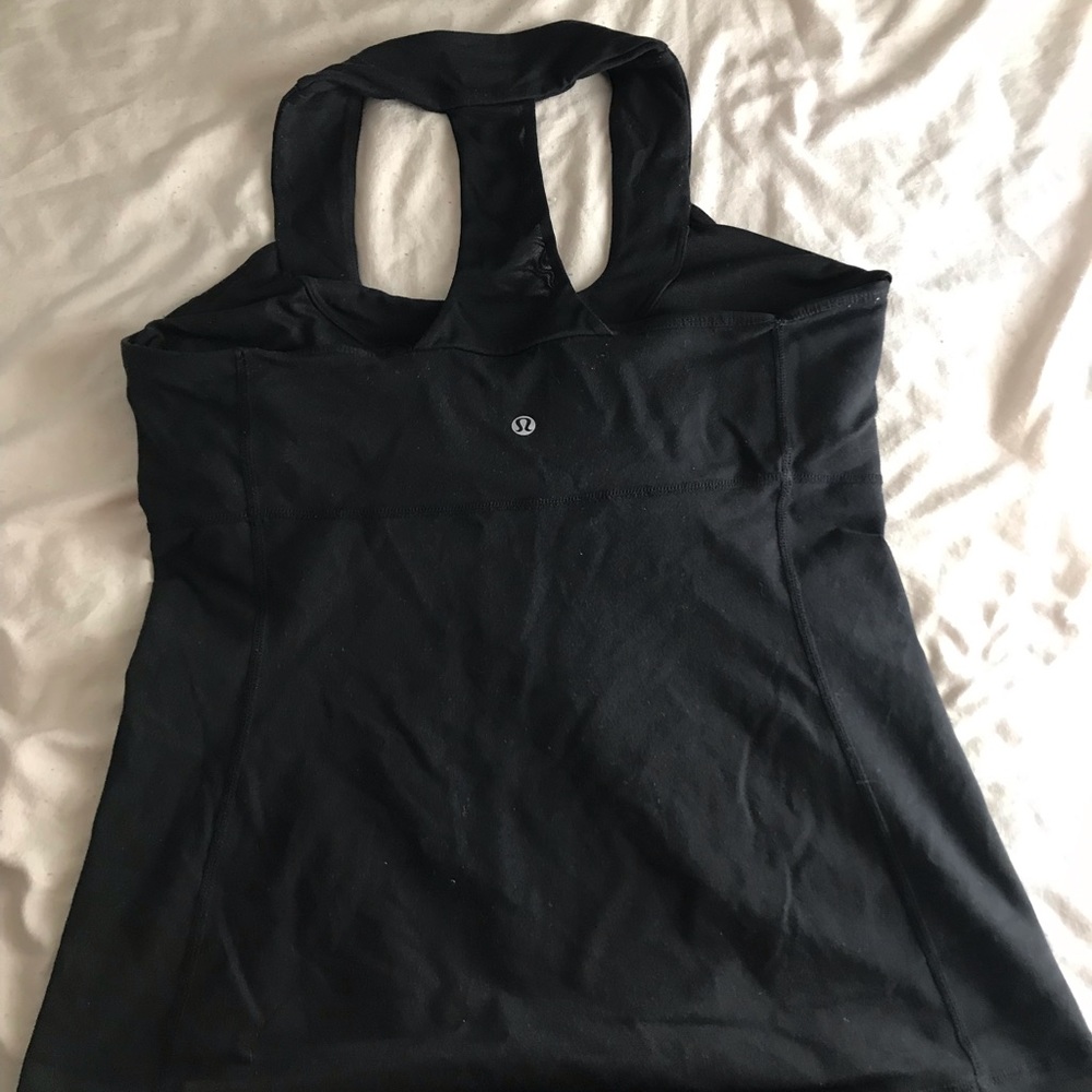Lululemon set size 12. Racer back top with mesh accent and capri leggings - Picture 3 of 12